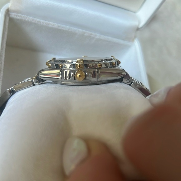 Breitling Windrider Automatic White Dial Two-Tone 18k Gold & Steel B10350 - Picture 5 of 7